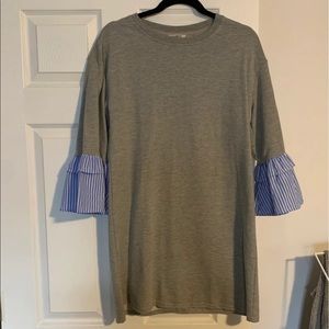T-shirt dress with puffer sleeves